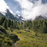 Alpenflora By Interhome Lejlighed